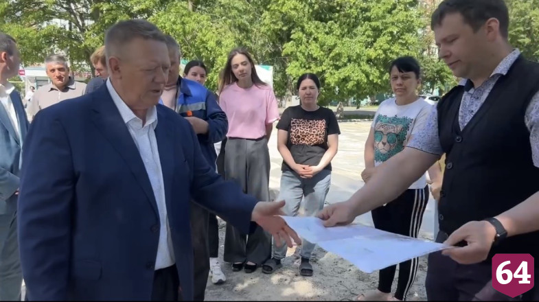 Депутат Госдумы пообещал контролировать с жителями благоустройство саратовского сквера 